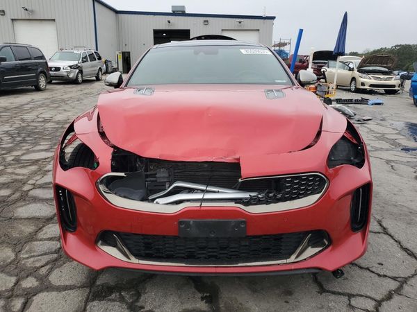 2018 KIA STINGER GT2