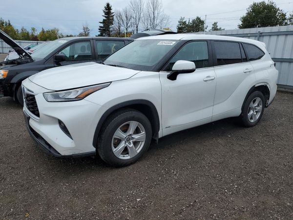 2024 TOYOTA HIGHLANDER LE