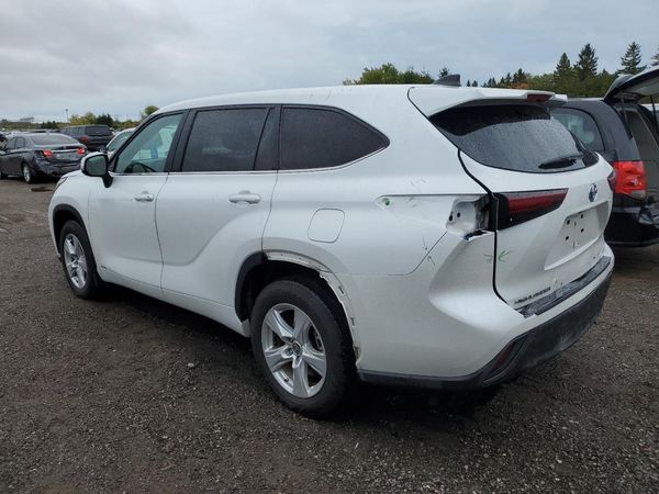 2024 TOYOTA HIGHLANDER LE