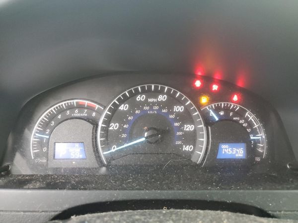 2012 TOYOTA CAMRY