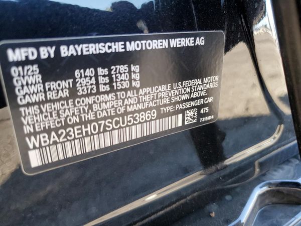 2025 BMW 740