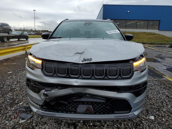 2022 JEEP COMPASS