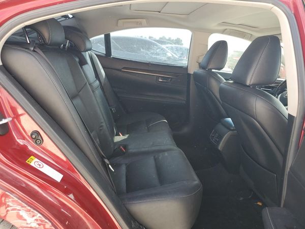 2015 LEXUS ES