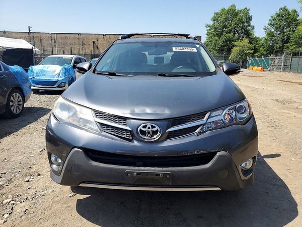 2015 TOYOTA RAV4