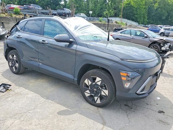 2024 HYUNDAI KONA SE