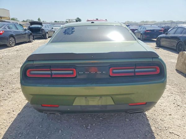 2018 DODGE CHALLENGER SXT
