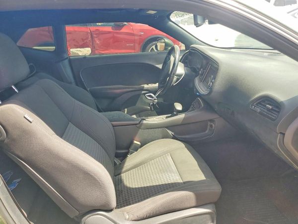 2018 DODGE CHALLENGER SXT
