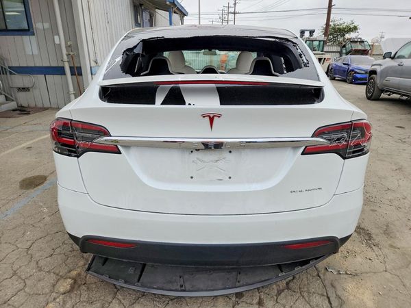 2021 TESLA MODEL X