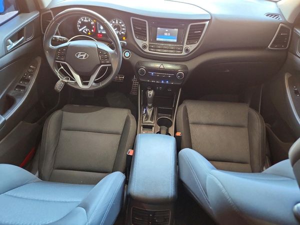 2017 HYUNDAI TUCSON