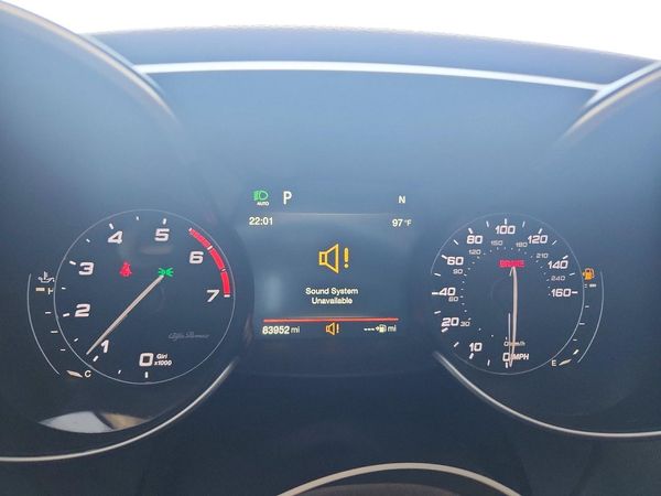 2018 ALFA ROMEO GIULIA TI RWD