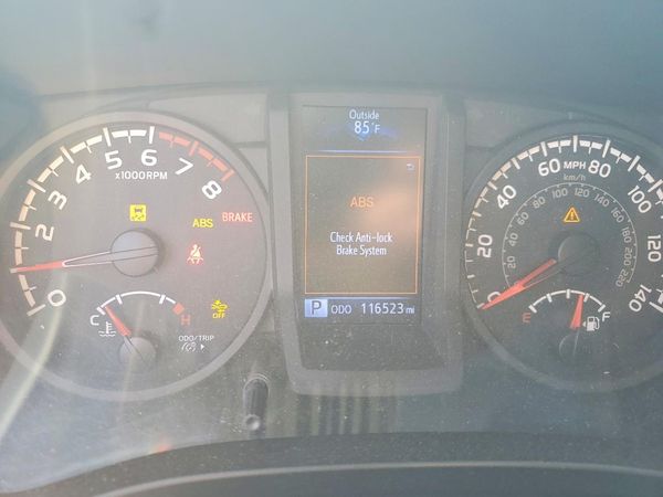 2018 TOYOTA TACOMA