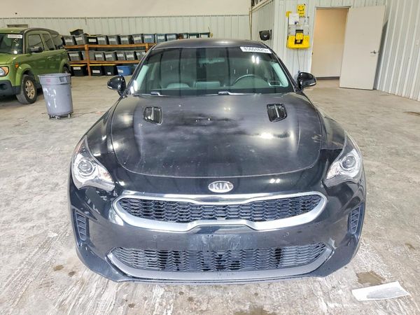 2018 KIA STINGER