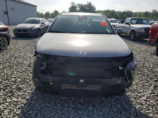 2024 HYUNDAI KONA SE
