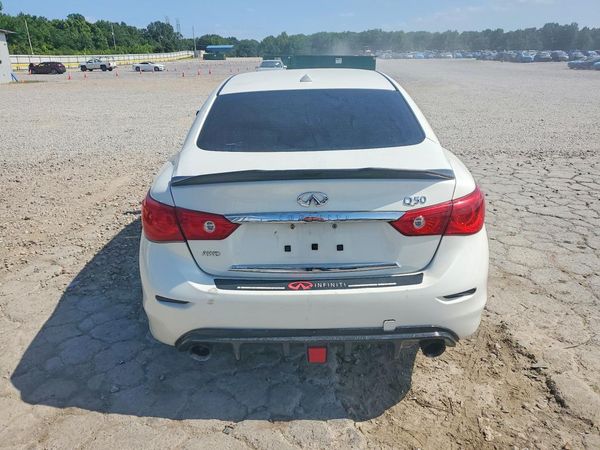 2015 INFINITI Q50