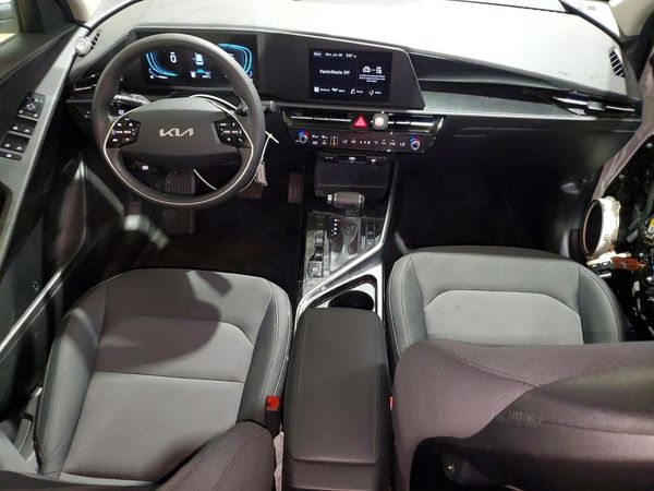 2026 KIA NIRO LX
