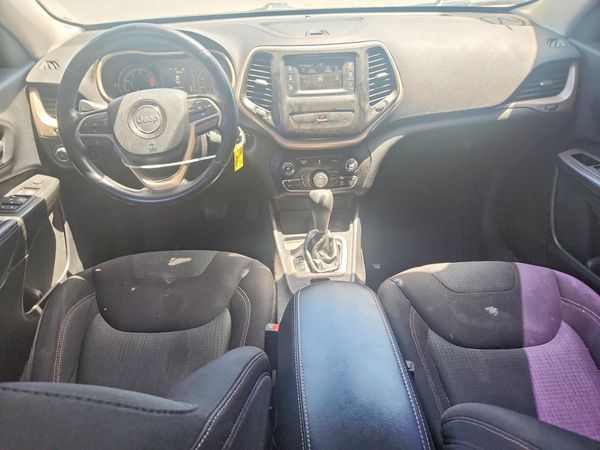 2017 JEEP CHEROKEE LATITUDE FWD