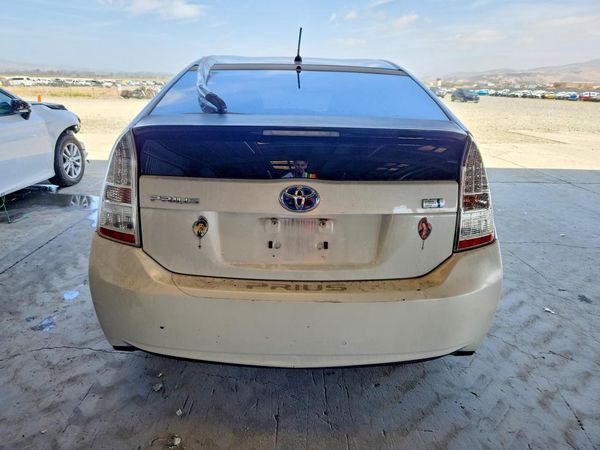 2014 TOYOTA PRIUS — DIRR