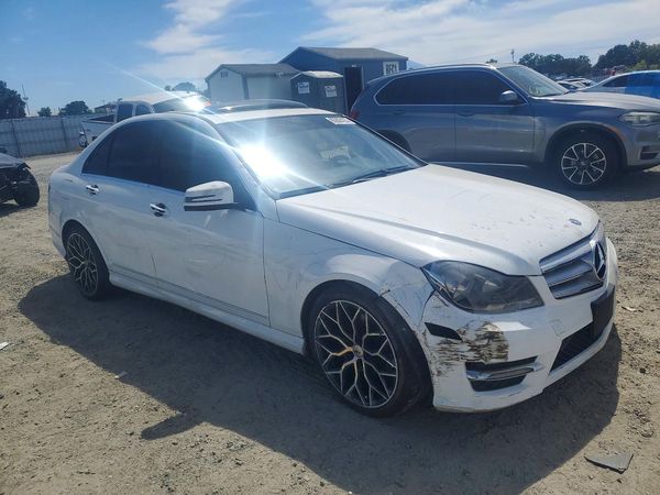 2013 MERCEDES-BENZ C C250