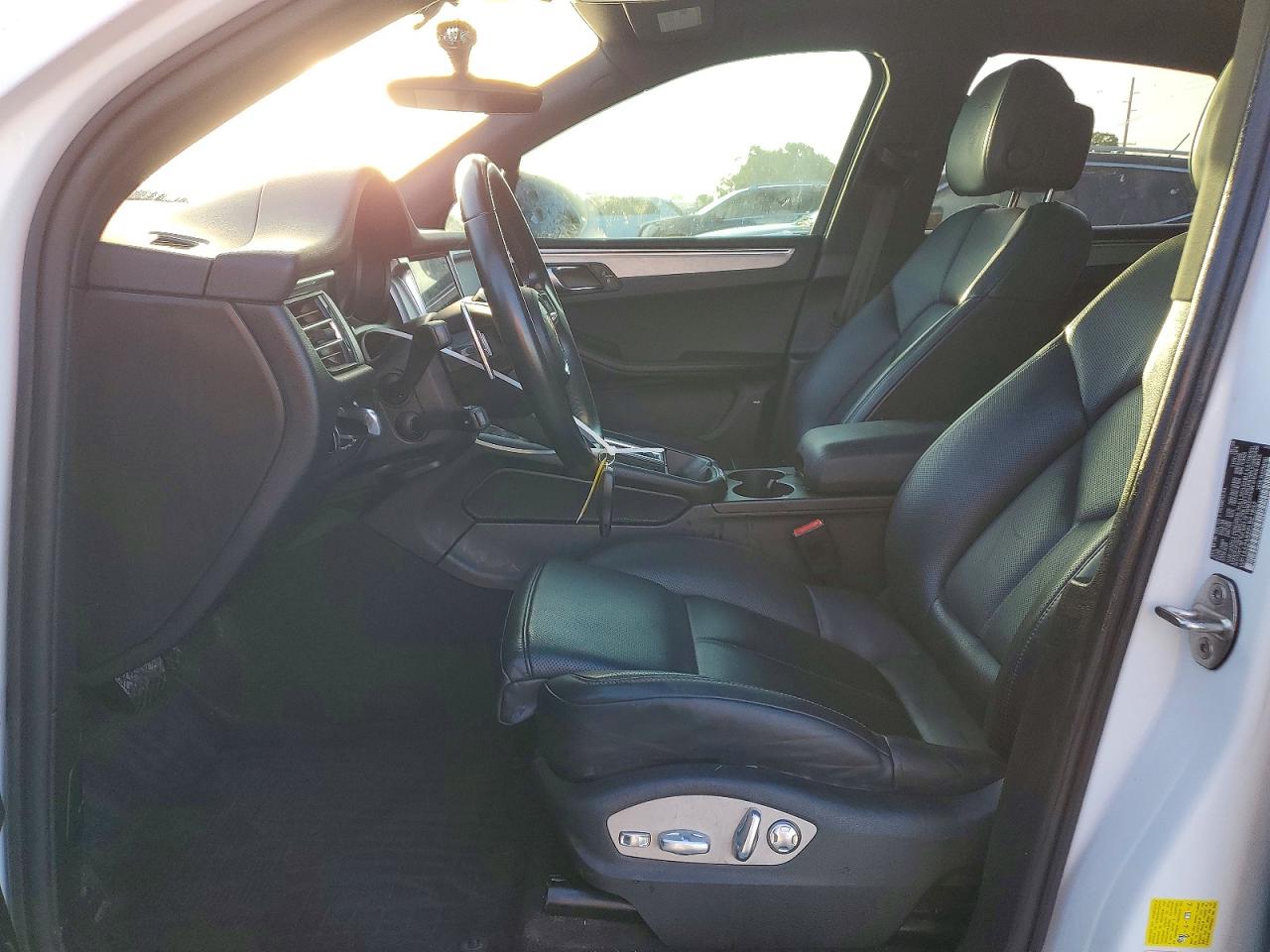 2023 PORSCHE MACAN Macan / Macan T
