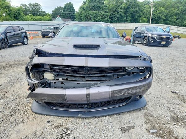 2015 DODGE CHALLENGER SRT 392