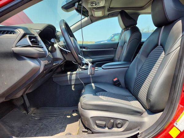 2023 TOYOTA CAMRY SOLA SE — DENT