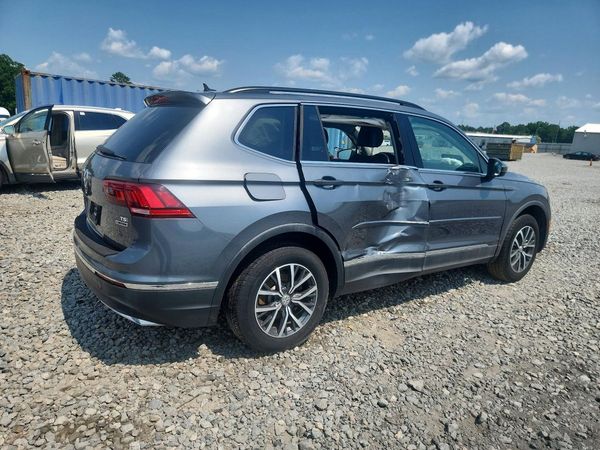 2018 VOLKSWAGEN TIGUAN SE, 4Motion SEL