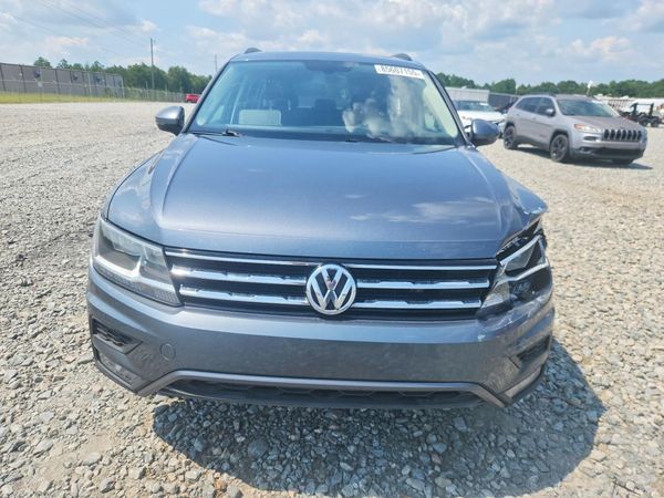 2018 VOLKSWAGEN TIGUAN SE, 4Motion SEL