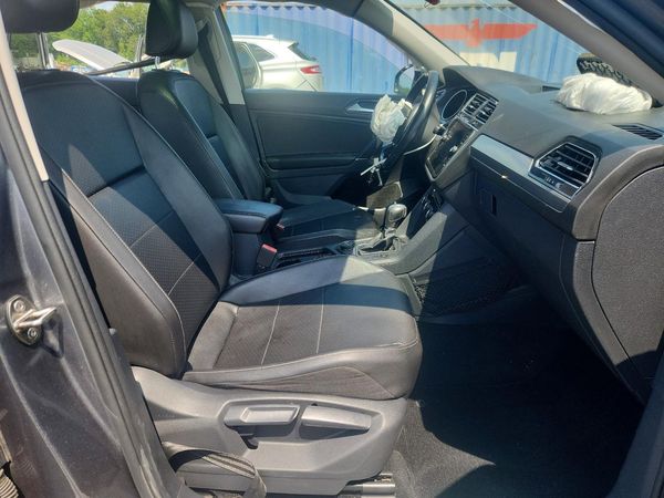 2018 VOLKSWAGEN TIGUAN SE, 4Motion SEL