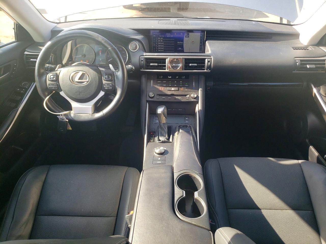 2019 LEXUS IS 300