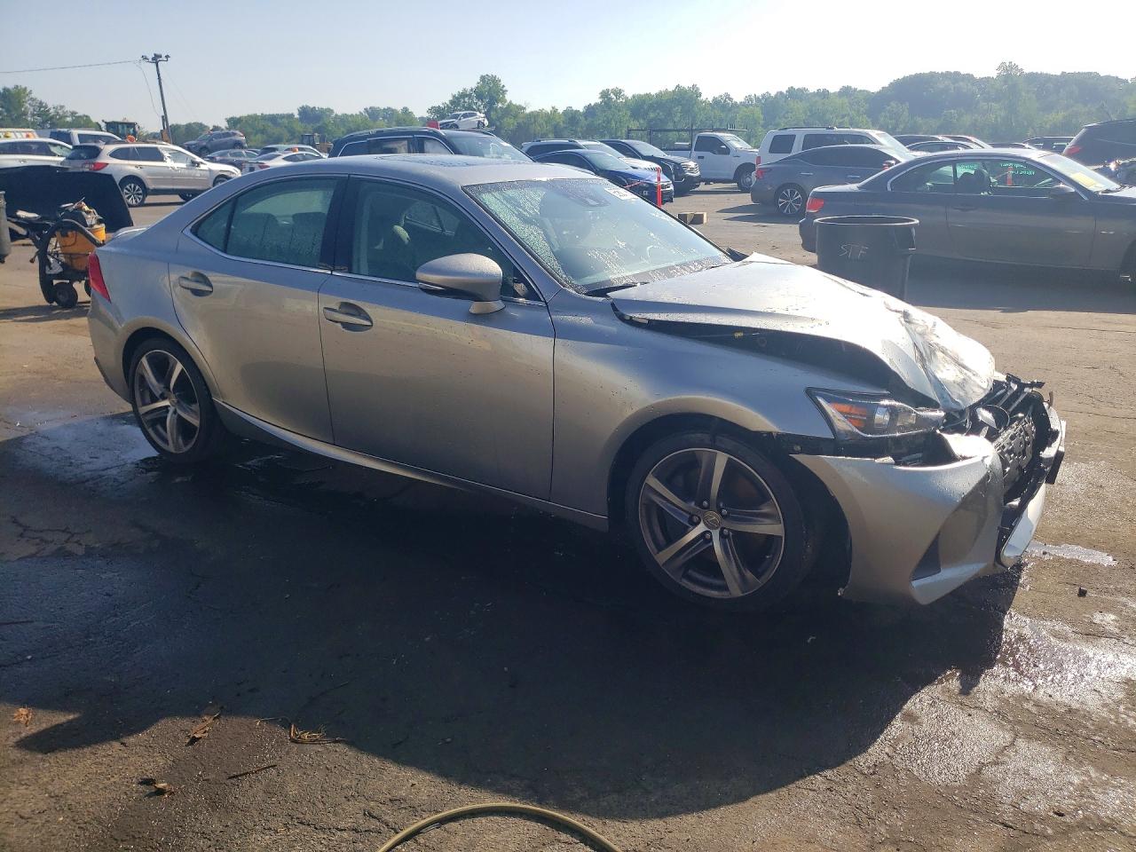 2019 LEXUS IS 300
