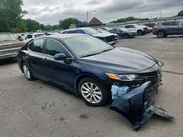 2020 TOYOTA CAMRY
