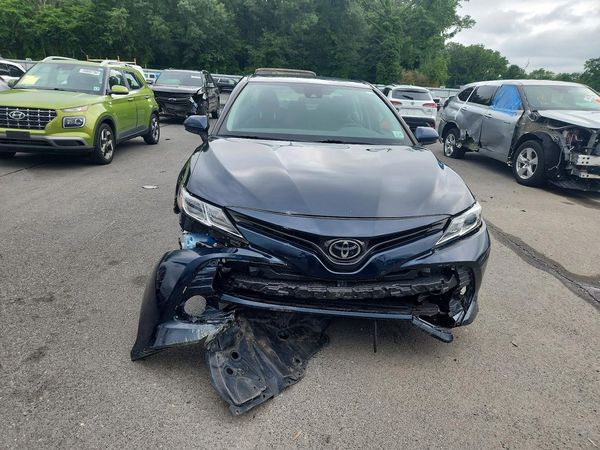 2020 TOYOTA CAMRY