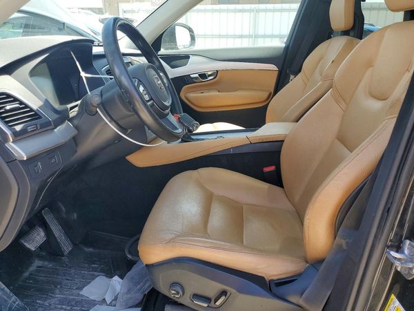 2016 VOLVO XC90 SV42 Momentum