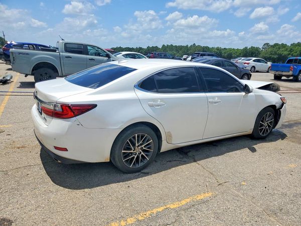 2017 LEXUS ES