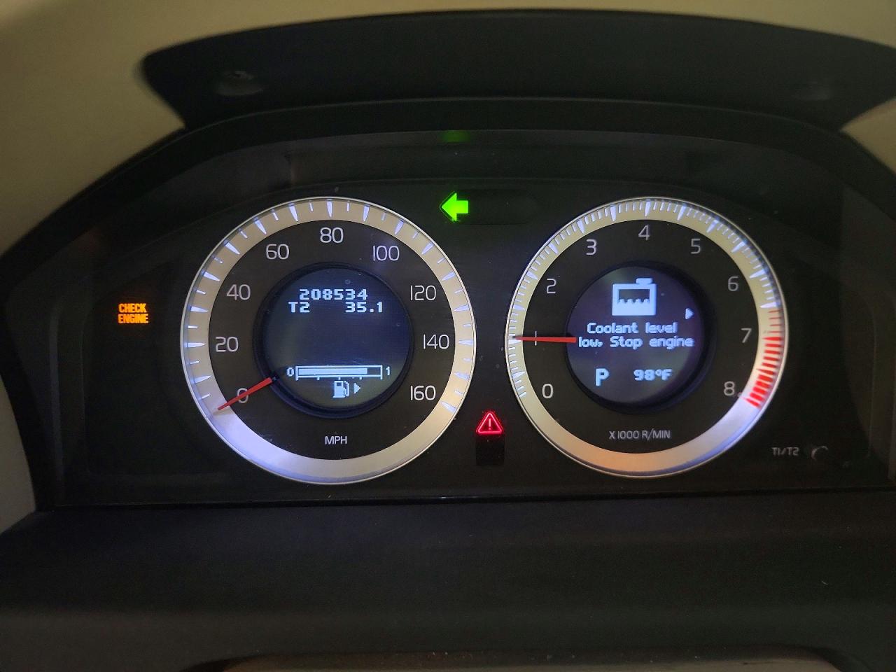 2011 VOLVO XC70