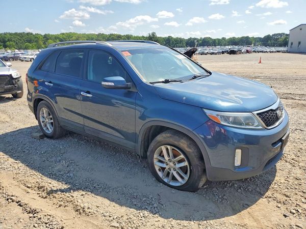 2015 KIA SORENTO GL