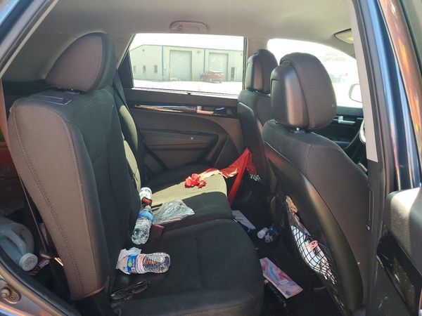 2015 KIA SORENTO GL