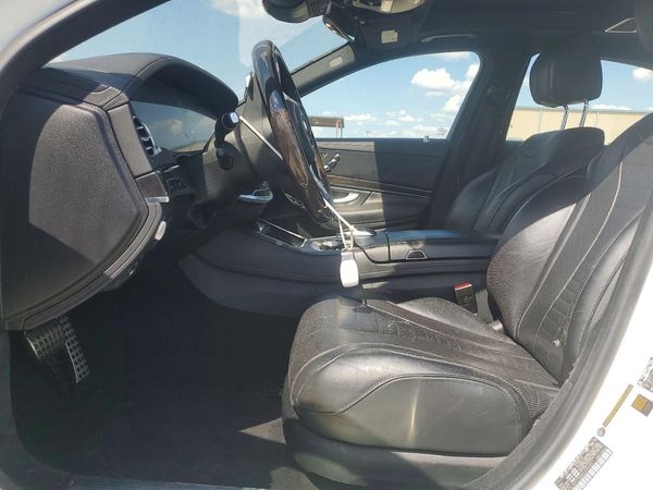 2019 MERCEDES-BENZ S S560e
