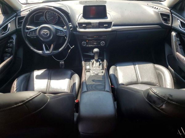 2018 MAZDA 3 Touring