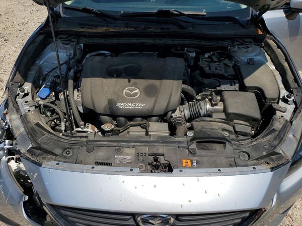 2018 MAZDA 3 Touring