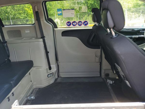 2018 DODGE GRAND CARAVAN SE