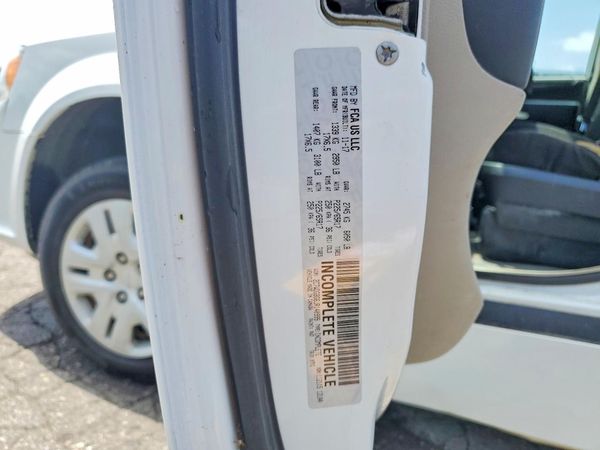 2018 DODGE GRAND CARAVAN SE