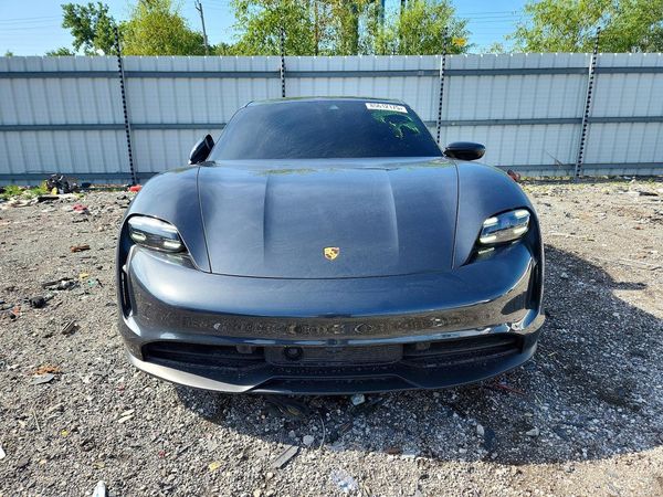 2024 PORSCHE TAYCAN