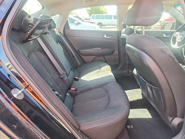 2016 KIA OPTIMA GL