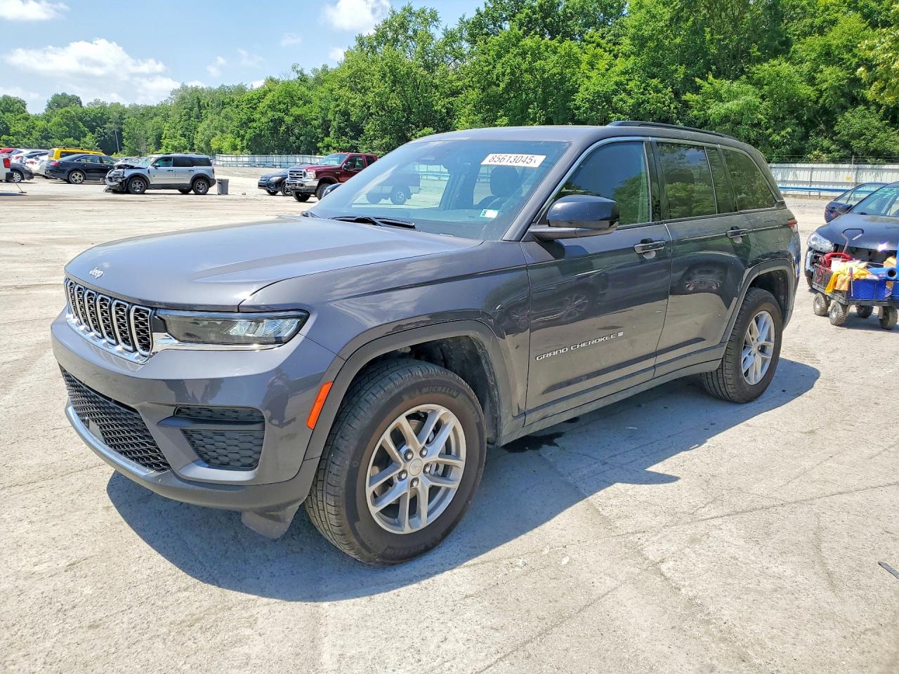 2025 JEEP GRAND CHEROKEE Laredo, Altitude