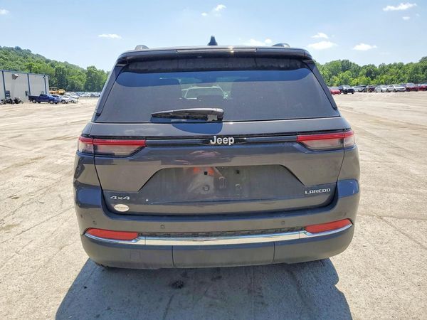 2025 JEEP GRAND CHEROKEE Laredo, Altitude