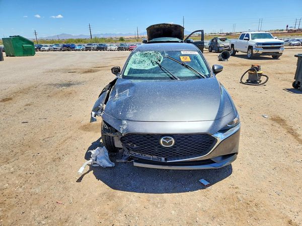 2022 MAZDA 3 Select Package