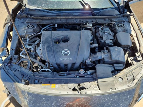 2022 MAZDA 3 Select Package