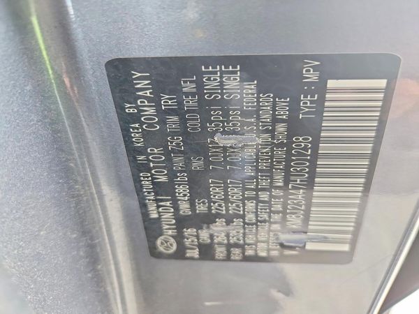 2017 HYUNDAI TUCSON SE (no options)