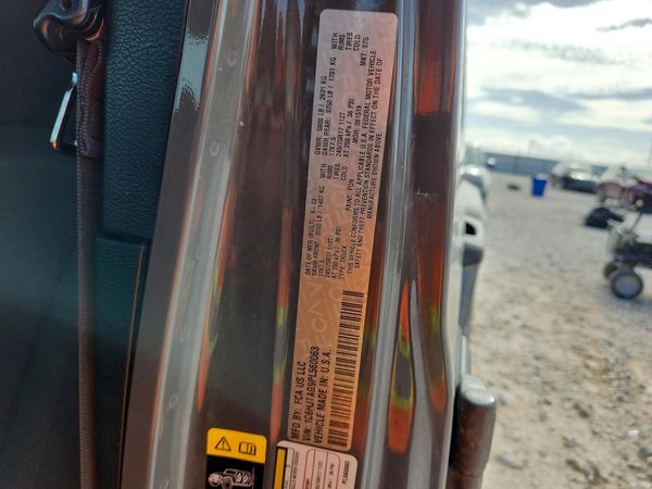2023 JEEP GLADIATOR Sport — VINS